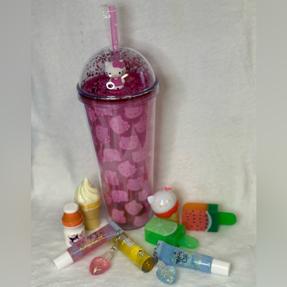 Hello Kitty Pink Glitter Top Tumbler with Lippys! Sanrio Hello Kitty Kuromi, NWT